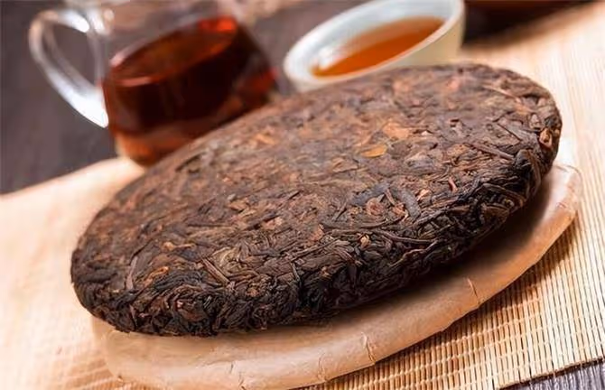 普洱熟茶和生茶有什麼區別?新手小白怎麼辨別?看這幾點就夠了