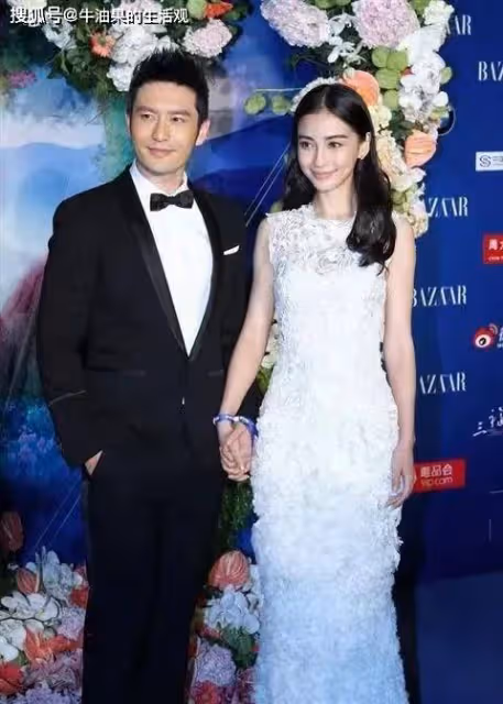 黃曉明葉珂公開秀恩愛,與朋友聚會暗戳戳撒糖,疑好事將近