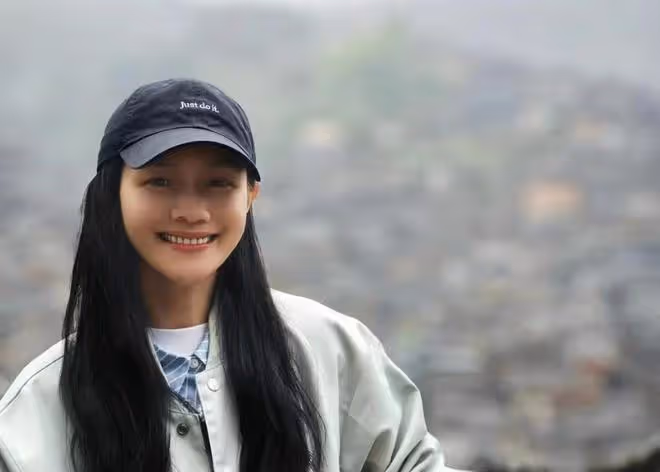 沙溢一家四口出遊,12歲安吉變化超大,又瘦又帥身高近一米八