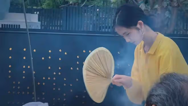 黃磊老婆罕曬一家五口,倆女兒顏值高好漂亮,小兒子單眼皮超帥氣