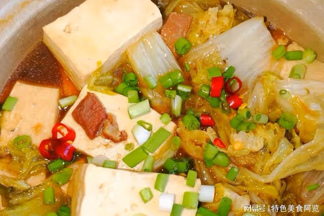 挖到寶了,這款白菜豆腐煲太解饞,嫩鮮味美,低脂高蛋白的瘦身菜