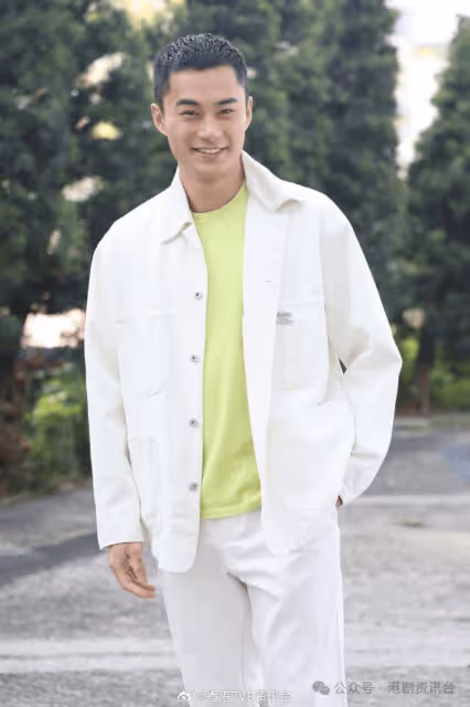 TVB上位小生體驗上海夜生活變異類？一舉動引途人發笑