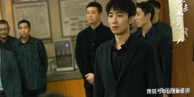 《春色寄情人》陳麥冬浴室遭莊潔強迫,本性暴露要不停,莊潔哭死