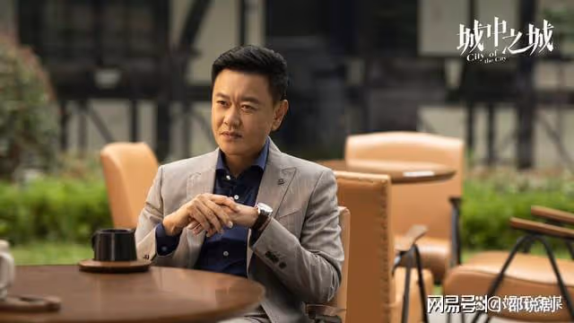 看懂趙輝安插蔣芮進入對公部,才知替罪羊已就位,難怪全身而退