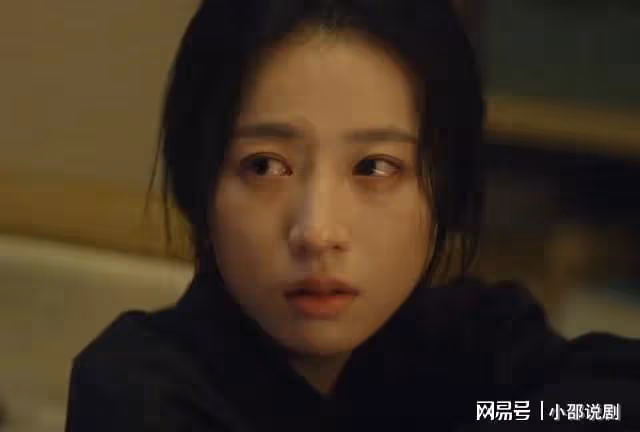 春色寄情人:莊潔闖麥冬浴室,生氣質問對方相親,意外丟失第一次