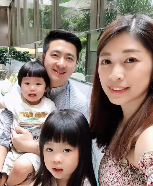 林志穎弟弟一家曝光!弟弟帥氣不輸林志穎,弟媳穿波點裙溫婉大方
