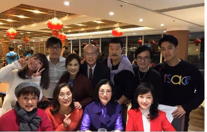 汪明荃趙雅芝兩大不老女神同框,一個優雅婆婆,一個嬌艷似少女