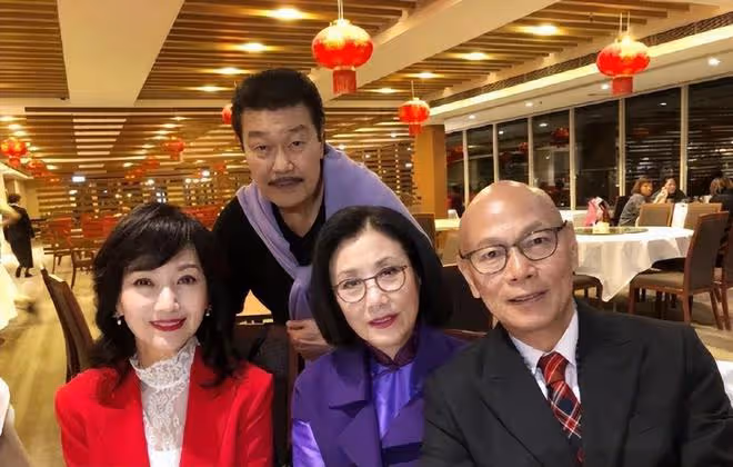 汪明荃趙雅芝兩大不老女神同框,一個優雅婆婆,一個嬌艷似少女