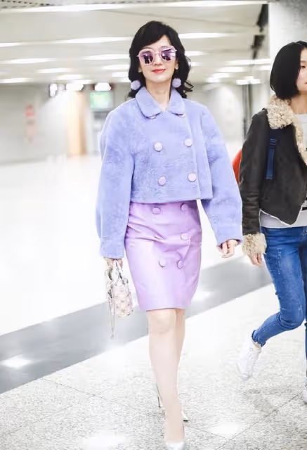 汪明荃趙雅芝兩大不老女神同框，一個優雅婆婆，一個嬌艷似少女