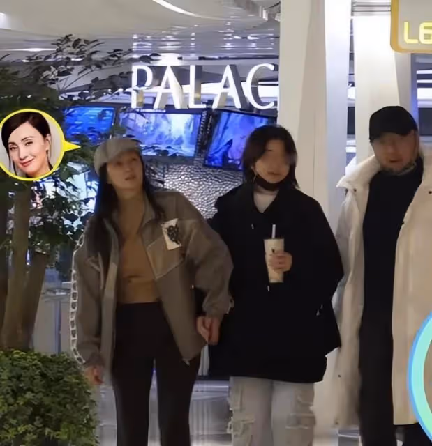徐崢攜妻女逛街被拍,女兒身高體型太像媽,肉餅臉和徐崢一模一樣