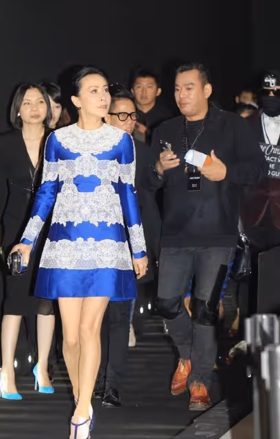 張曼玉劉嘉玲昔日情敵罕見同台，一個仍是女神，一個土氣大媽