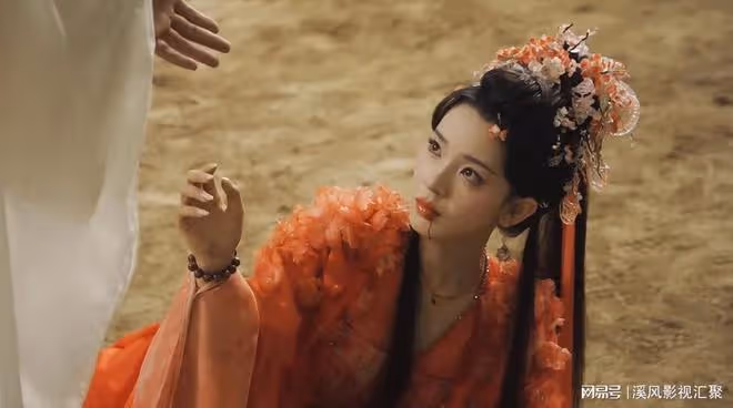 羅雲熙水龍吟殺青,林允失女主,陳瑤好美,造型比長月燼明還華麗