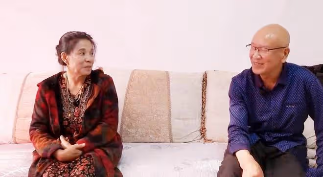 63歲大媽相親,每個月要2000塊錢零花錢,坦言:沒錢的男人靠不住