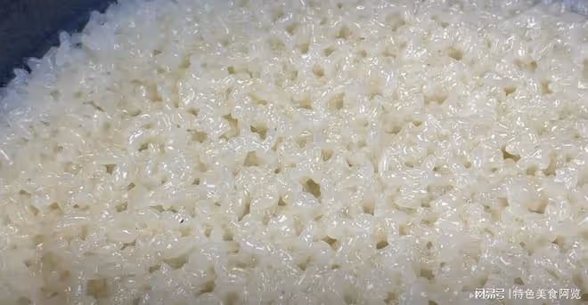 糯米這樣做,孩子三天兩頭點名要吃,比燒麥更好吃,比燜米飯更香