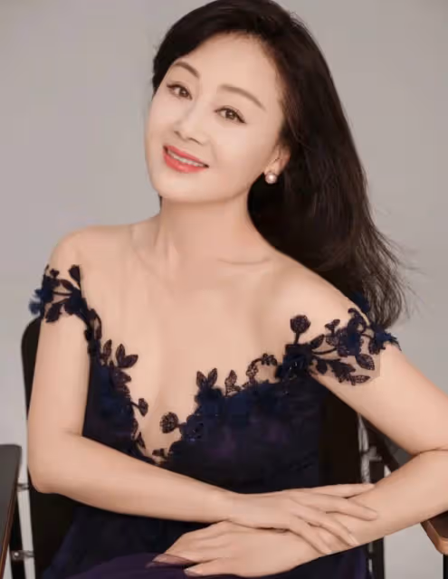 《浪姐5》的照妖鏡下，「科技臉」撞上「天然臉」，差距一目了然