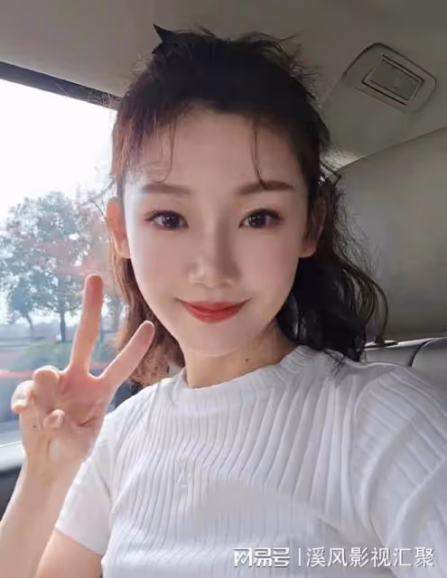 浪姐5:35歲的苗苗圈粉無數,這無敵少女感,居然是三個孩子的媽
