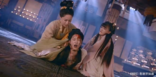 《披荊斬棘的大小姐》三女爭一夫，打開潘多拉魔盒，換臉爽劇來嘍