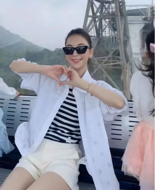 郭富城老婆曬與女兒合照，6歲希希長勢喜人，辣媽萌寶高顏值搶鏡