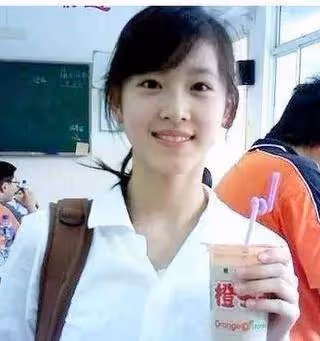 章澤天多年前美照曝光,與如今「判若兩人」,網友:原形畢露!