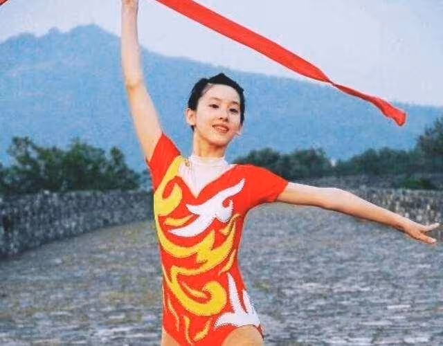 章澤天多年前美照曝光,與如今「判若兩人」,網友:原形畢露!
