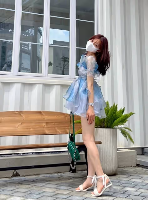 蓬蓬裙+高跟鞋,時髦又顯高,美女們的時尚性感新寵,你心動了嗎?