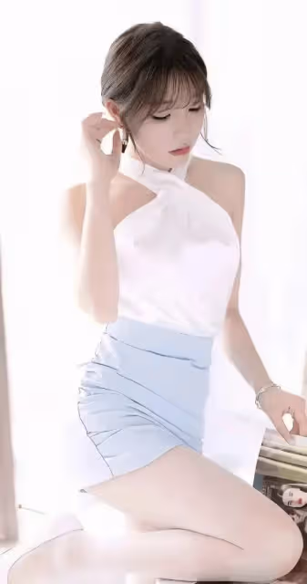 包臀裙配絲襪高跟鞋,女性穿搭中的驚艷組合展現無盡魅力