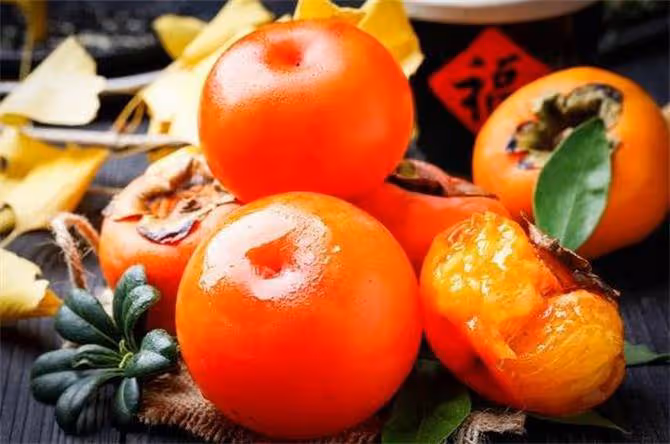 柿子什麼時候成熟?秋天柿子正當季,這幾點食用禁忌可要記牢了