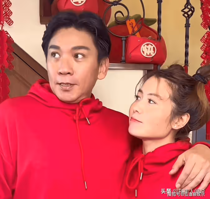 惠英紅56歲前任黃子揚官宣妻子懷孕!對方小其20歲,已近臨產狀態