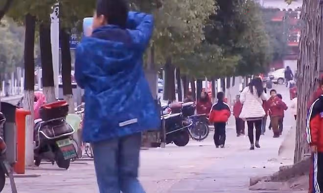 養了4年的兒子非親生,男子向妻子討說法,妻子:做人不要太較真