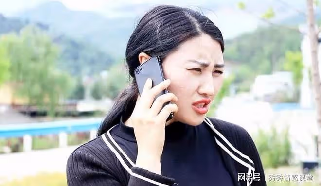女兒高燒,丈夫卻陪嫂子帶侄子看病,老婆果斷離婚:你跟她過吧