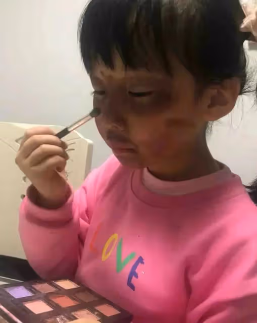 「我」是實實在在的乾飯人，小碗我瞧不上 孩子 ，你是人上人！