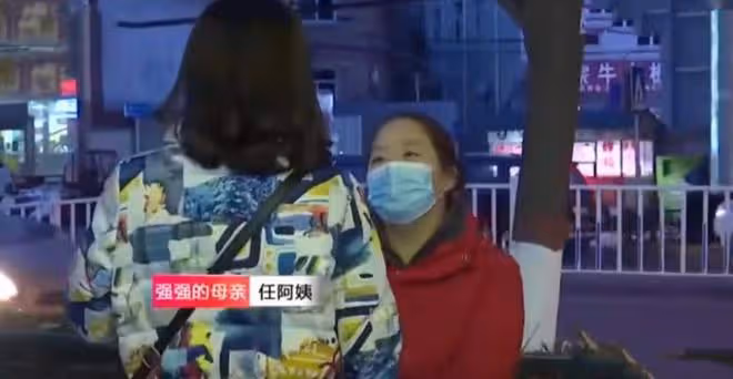 27歲小伙被繼父養大,因繼父不給買房他竟要找生父,母親:不感恩