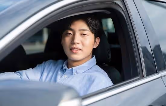 表弟管我借十萬買車,我不借,竟然帶人鬧到我家裡,一招搞定他