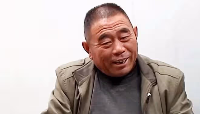 54歲大媽相中有錢大爺,要求大爺買房買車:你不能白撿漂亮媳婦