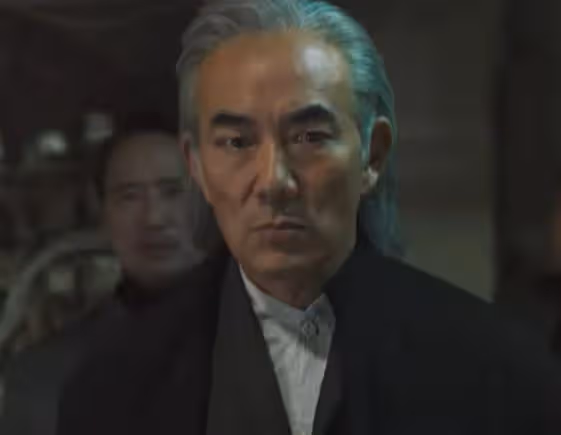 沒想到,要重振港片雄風的洪金寶,會以這樣的形式,打出一副王炸