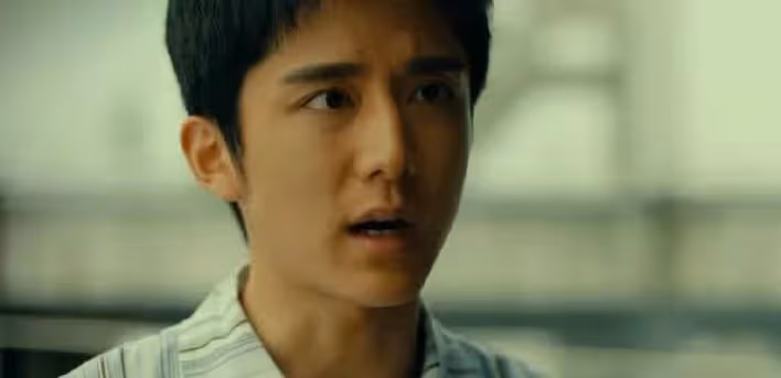 瞪眼咆哮,表情猙獰,《微暗之火》張新成把「演技炸裂」玩出花樣