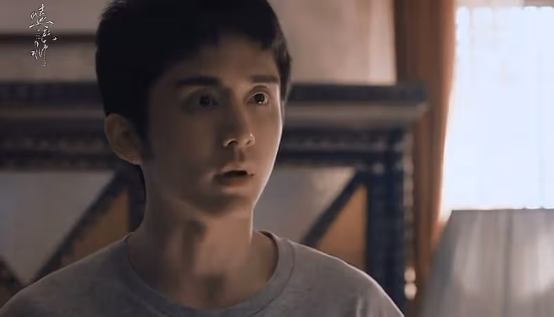 瞪眼咆哮,表情猙獰,《微暗之火》張新成把「演技炸裂」玩出花樣