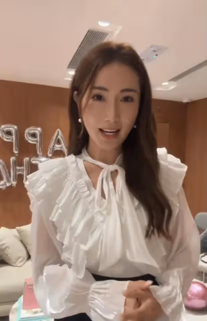 疑準備轉行!TVB港姐蔡嘉欣自曝將帶旅遊團出行,去年底嫁豪門