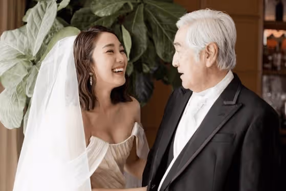 恭喜！TVB女星今日大曬性感婚照！資深演員爸爸流露無限父愛