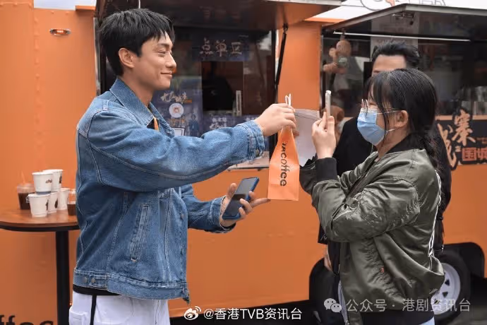 九龍城寨之圍城丨未正式上映內地票房破6000萬登頂 誓橫掃五一黃金周檔期