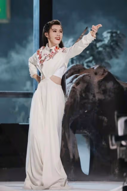 《浪姐5》一公戚薇口碑翻車？聯手隊友強行賣姬，對戰慘敗僅排第5
