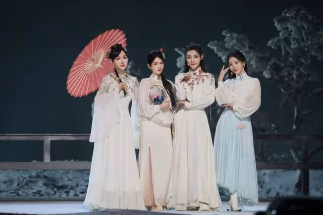 《浪姐5》一公戚薇口碑翻車?聯手隊友強行賣姬,對戰慘敗僅排第5