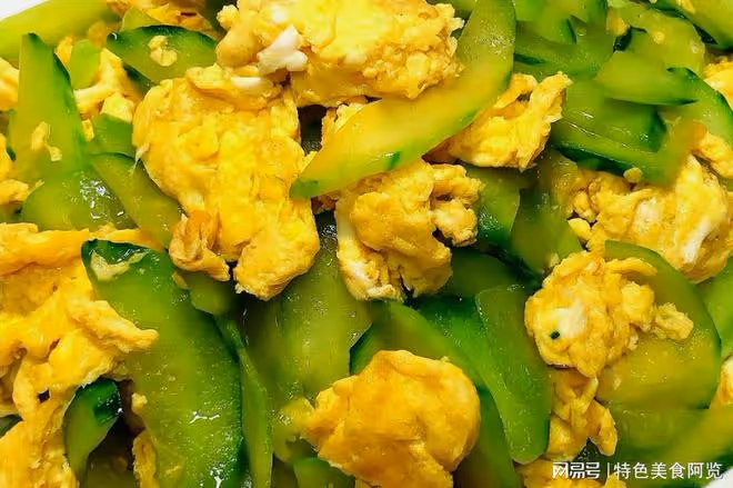 黃瓜被稱為「美容蔬菜」,脆香營養,健腦安神,10道佳肴家人愛