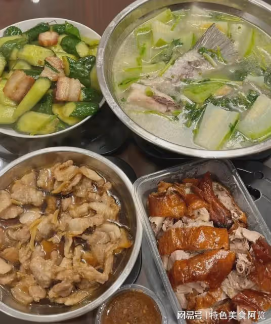 一位廣東阿媽做的一周晚餐火了,網友紛紛說,想去蹭飯