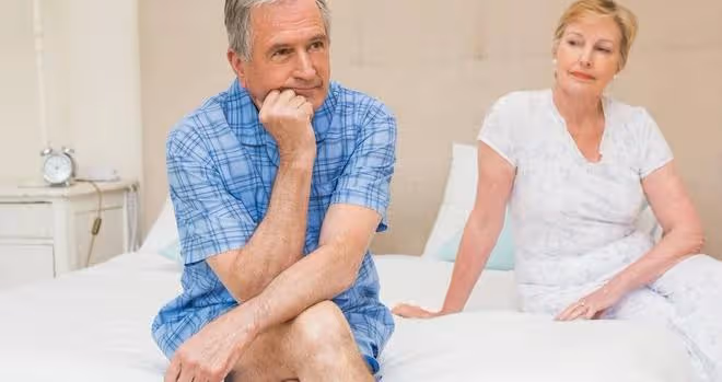 60歲阿姨:雖然再婚老伴退休金1萬,1年後,我還是和他離了婚
