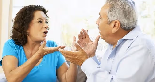 60歲阿姨:雖然再婚老伴退休金1萬,1年後,我還是和他離了婚