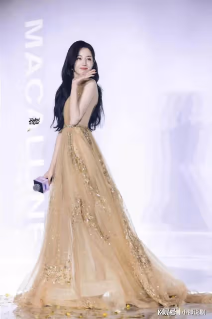 熱巴活動生圖曝光美出圈,上身款動了手腳!黑粉開嘲:愛穿又要怕