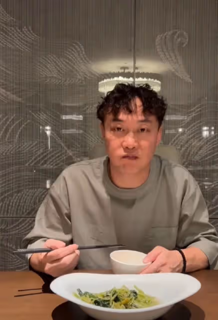 4月29日,陳奕迅,深夜求助反被罵!