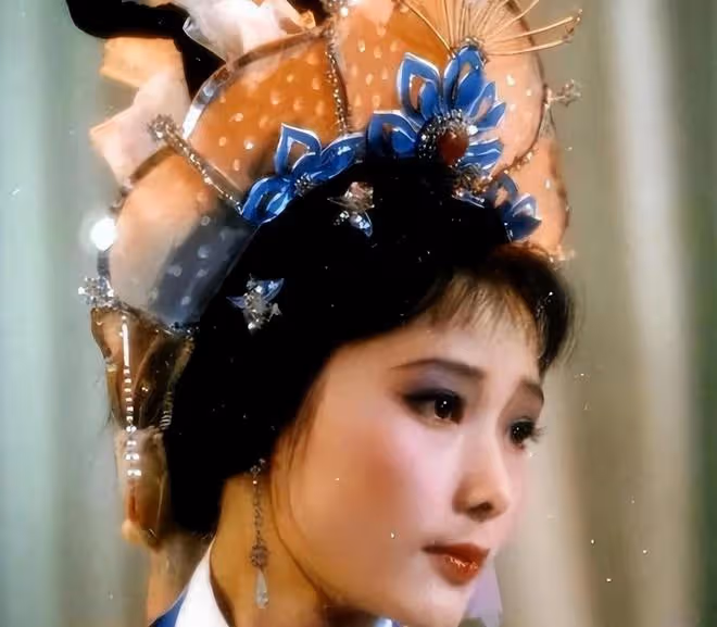 《承歡記》結局:何賽飛入戲太深,哭得肝腸寸斷,卻演活了劉婉玉