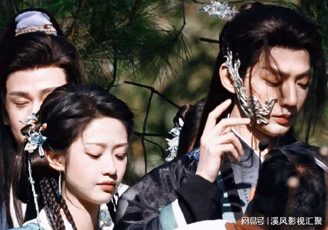 仙台有樹:鄧為蘇易水美貌太頂,難怪被顏控女主看中,強收為徒!